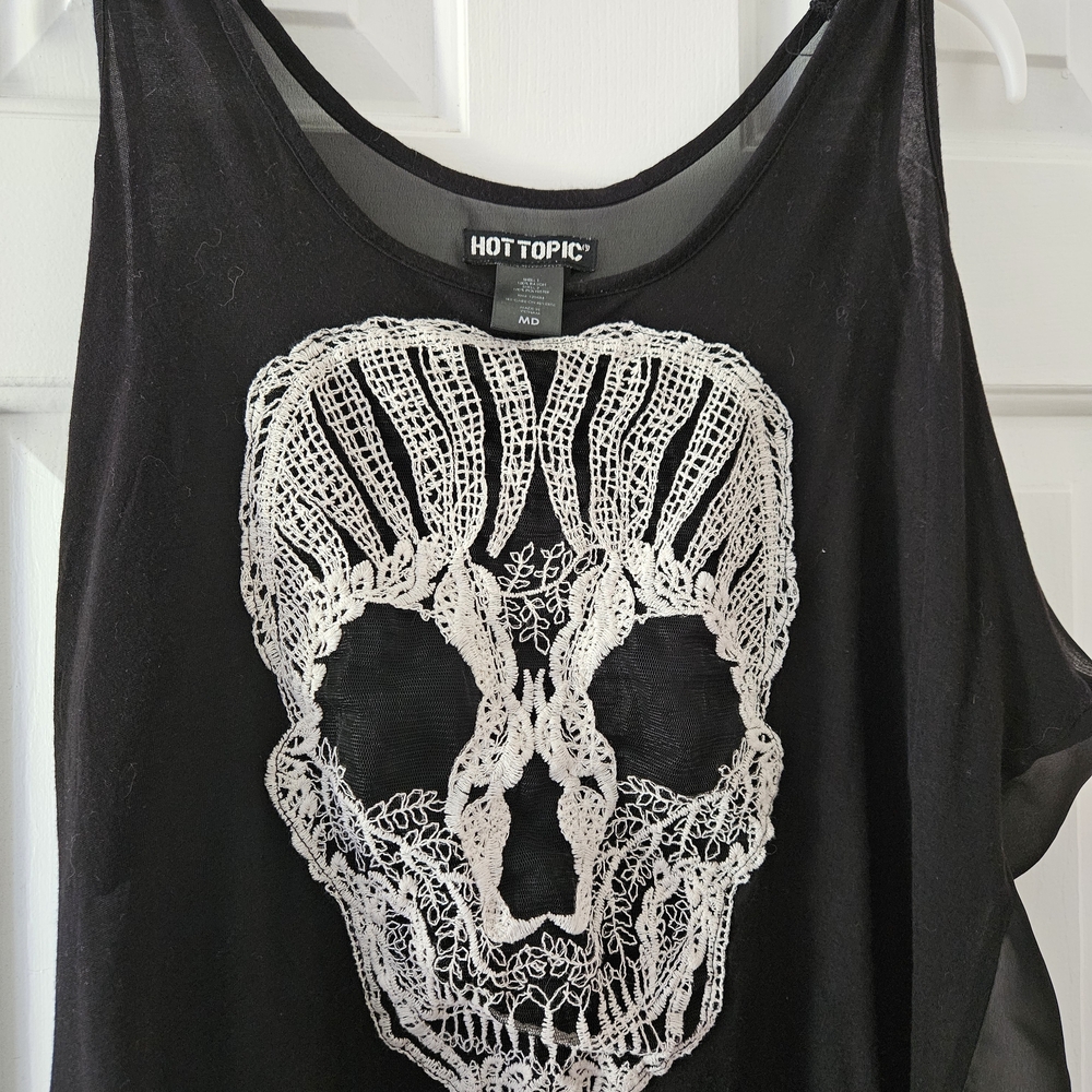 Hot Topic Black and White Skull Lace Tank Top